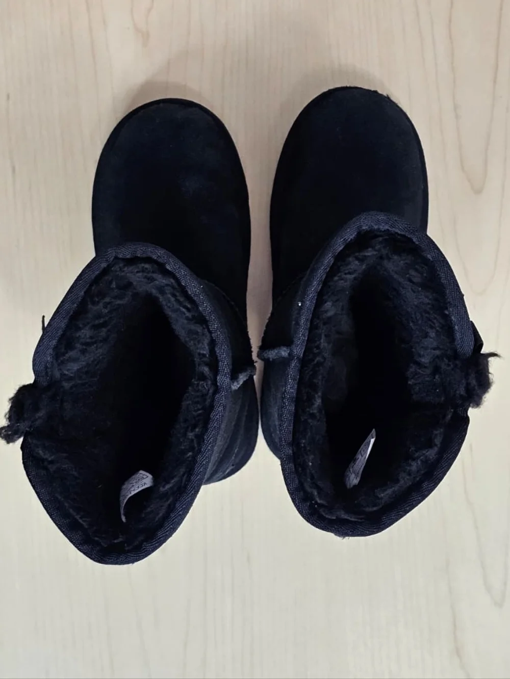 Koolaburra by UGG Victoria Tall Kids Black Suede Faux Fur Boots, Sz 1